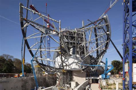 fondation Louis Vuitton construction